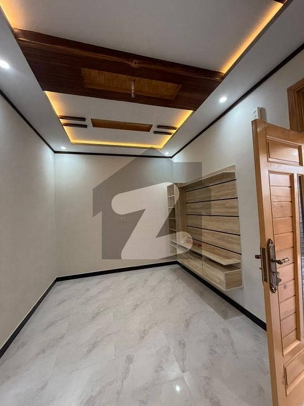 حیات آباد فیز 3 حیات آباد,پشاور میں 6 کمروں کا 5 مرلہ مکان 3.5 کروڑ میں برائے فروخت۔ حیات آباد فیز 3 حیات آباد,پشاور میں 6 کمروں کا 5 مرلہ مکان 3.5 کروڑ میں برائے فروخت۔