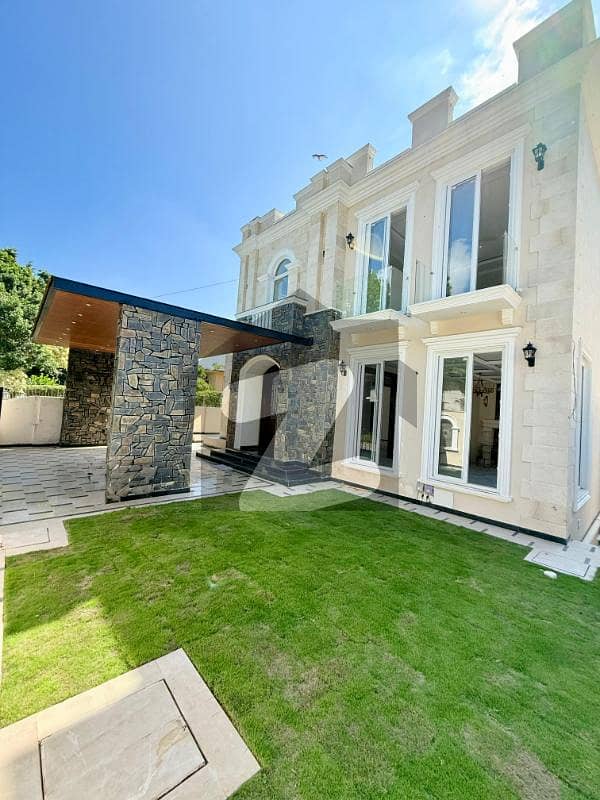 ایف ۔ 7 اسلام آباد میں 6 کمروں کا 1 کنال مکان 19.0 لاکھ میں کرایہ پر دستیاب ہے۔