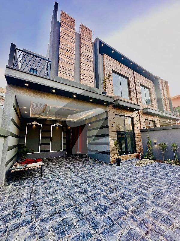 10 Marla Luxurious Double Story Brand New House Available For Sale In Shalimar Colony Multan 10 Marla Luxurious Double Story Brand New House Available For Sale In Shalimar Colony Multan