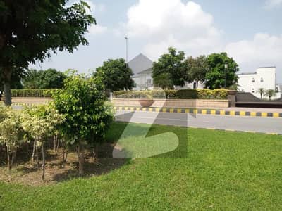 سٹی ہاؤسنگ سوسائٹی - بلاک اے سٹی ہاؤسنگ سوسائٹی,سیالکوٹ میں 2 کنال رہائشی پلاٹ 7.5 کروڑ میں برائے فروخت۔ سٹی ہاؤسنگ سوسائٹی - بلاک اے سٹی ہاؤسنگ سوسائٹی,سیالکوٹ میں 2 کنال رہائشی پلاٹ 7.5 کروڑ میں برائے فروخت۔