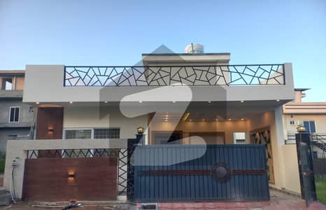 جناح گارڈنز فیز 1 جناح گارڈنز,ایف ای سی ایچ ایس,اسلام آباد میں 2 کمروں کا 7 مرلہ مکان 2.4 کروڑ میں برائے فروخت۔