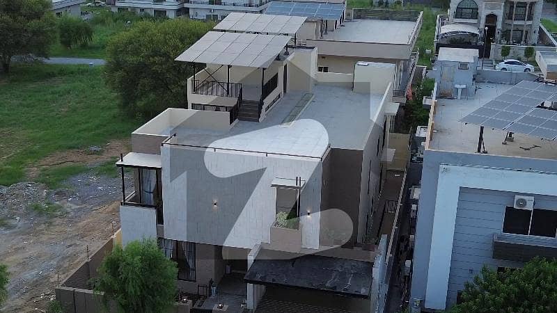 Designer House with Half Basement Designer House with Half Basement