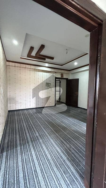 سوان گارڈن اسلام آباد میں 2 کمروں کا 4 مرلہ فلیٹ 50.0 لاکھ میں برائے فروخت۔