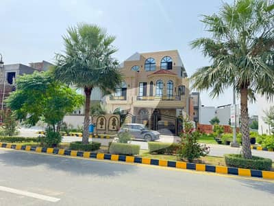 10 Marla Brand New House For Sale On Main Boulevard Aat Etihad Town Block C Phase 1