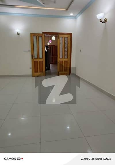PRIME LOCATION LUSH CONDITION FULL HOUSE AVAILABLE FOR RENT DHA PHASE 1 ISLAMABAD.