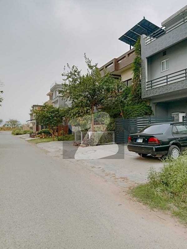 D-12/4 Investor Rate Plot For Sale D-12/4 Investor Rate Plot For Sale