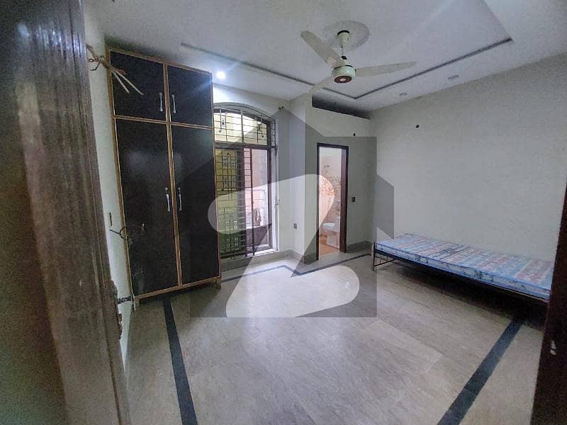 Mozang Girls Hostel Room Available For Rent Mozang Girls Hostel Room Available For Rent
