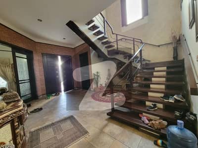 Prime Location 500 Square Yards House In Beautiful Location Of DHA Phase 6 In Karachi