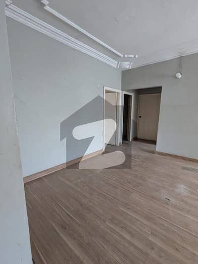 3 Bed DD Flat For Sale Road Facing