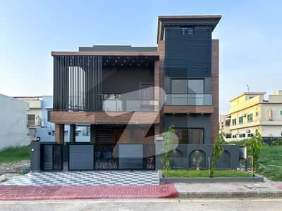 10 Marla Luxury Designer House E Block Bahria Town Phase 8