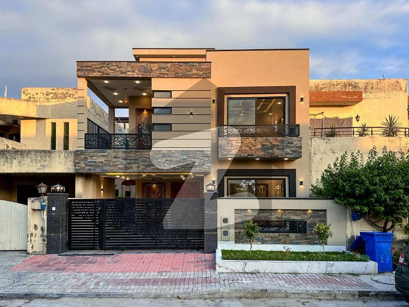 Ideal Location 5 Bed Designer House Ideal Location 5 Bed Designer House