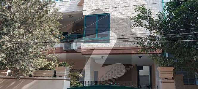 10-Marla Well Maintained House For Sale At Prime Location Near Commercial Masjid & Air Port Road