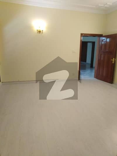 Prime Location excellent house 80x140=1244 Sqyds. CDA Transfer single owner-
