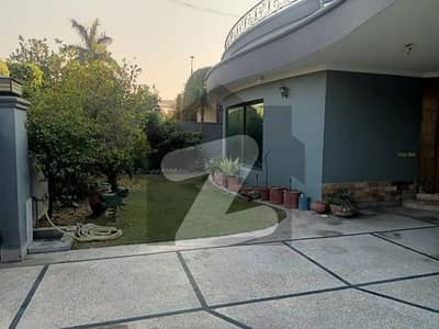 One Kanal Slightly Used House For Sale at Prime Location Of DHA Lahore Near To Park Masjid & Commercial Market.