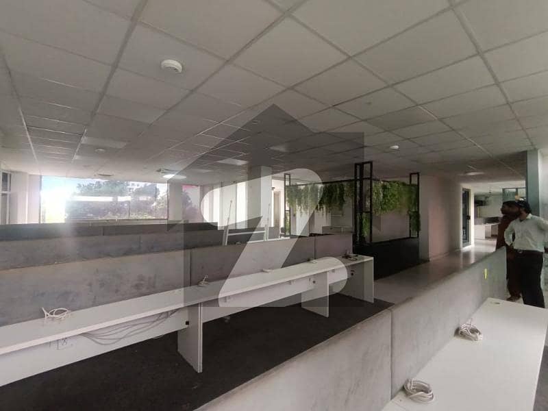 جی ۔ 7 مرکز جی ۔ 7,اسلام آباد میں 9 مرلہ دفتر 6.0 لاکھ میں کرایہ پر دستیاب ہے۔