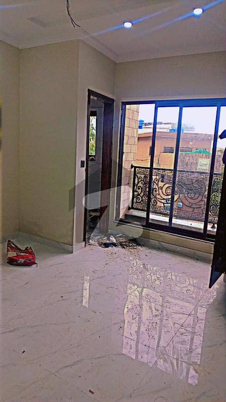 One Bed Flat Available for Rent One Bed Flat Available for Rent