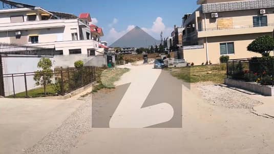 10 Marla Plot Best Location Near Islamabad Airport | D Block Top city | Investor Option