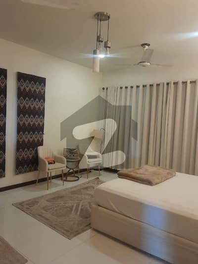 Defence 500 Yard Used Bungalow For Sale