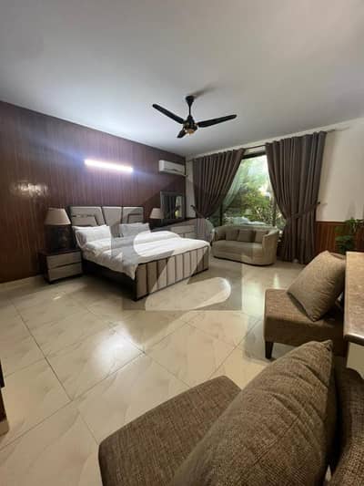F10 500SQY FURNISHED DOUBLE STORY HOUSE 5 BEDS MARBLED FLOOR SERVANT QUARTER BEST LOCATION