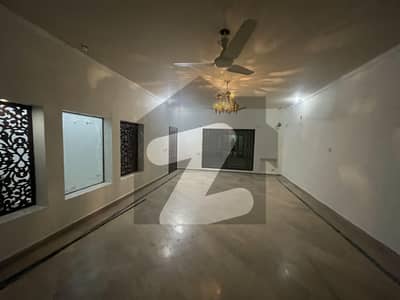 1 Kanal Upper Portion For Family & Silent Office Totally Separate Entrance.