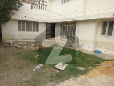 ڈیفینس ویو فیز 2 ڈیفینس ویو سوسائٹی,کراچی میں 6 کمروں کا 1 کنال مکان 10.25 کروڑ میں برائے فروخت۔