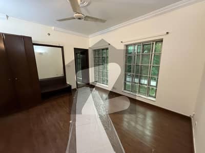 F-7 House For Rent 11 Bedroom Available