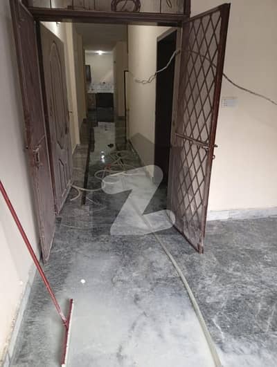 Mehboob Garden - 2 Bedroom Portion
