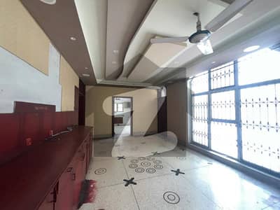 1KANAL UPPER WITH SEPARATE GATE IN DHA PHASE 1