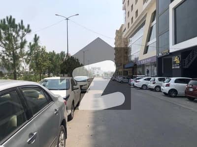 Prime Location House Spread Over 10 Marla In Top City 1 - Block A Available