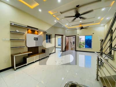 7 Marla House Available In Bahria Town Phase 8 - Abu Bakar Block For Sale