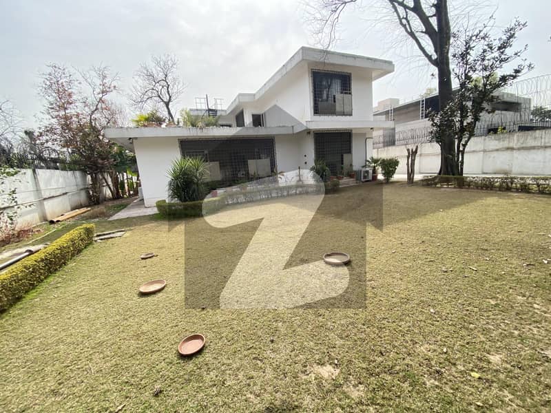F-8/3 House For Sale F-8/3 House For Sale