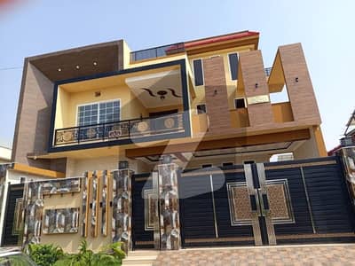 10 MARLA House with 2 MARLA EXTRA LAND for SALE, REGI MODEL TOWN ZONE 3.