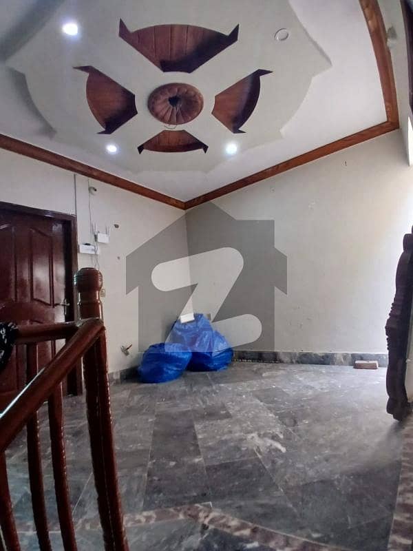 الرحمان گارڈن فیز 2 الرحمان گارڈن,لاہور میں 2 کمروں کا 3 مرلہ بالائی پورشن 24.0 ہزار میں کرایہ پر دستیاب ہے۔ الرحمان گارڈن فیز 2 الرحمان گارڈن,لاہور میں 2 کمروں کا 3 مرلہ بالائی پورشن 24.0 ہزار میں کرایہ پر دستیاب ہے۔