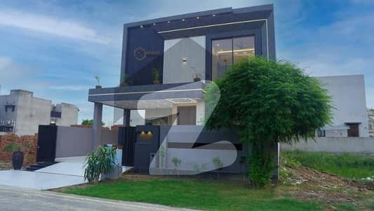 10 Marla Brand New Ground Floor Available For Rent With Excellent Location
