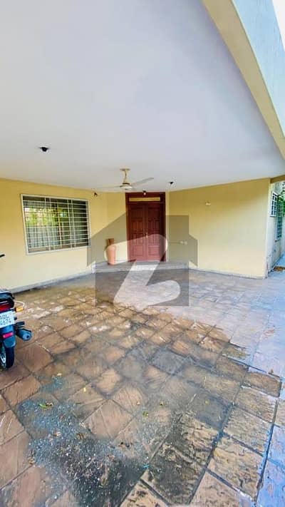 1 Kanal For Sale In Dha Phase3 Hote Location Corner 2gate