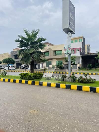 Taj Residencia Heighted, Good Location Plot Available For Sale At Reasonable Price