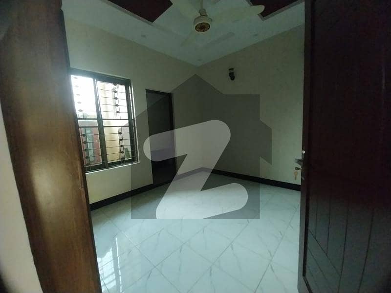 الحمرا ٹاؤن لاہور میں 3 کمروں کا 7 مرلہ زیریں پورشن 45.0 ہزار میں کرایہ پر دستیاب ہے۔ الحمرا ٹاؤن لاہور میں 3 کمروں کا 7 مرلہ زیریں پورشن 45.0 ہزار میں کرایہ پر دستیاب ہے۔