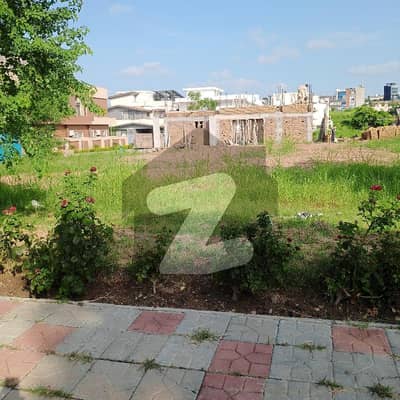 10 Marla plot for sale in DHA phase 5 Islamabad