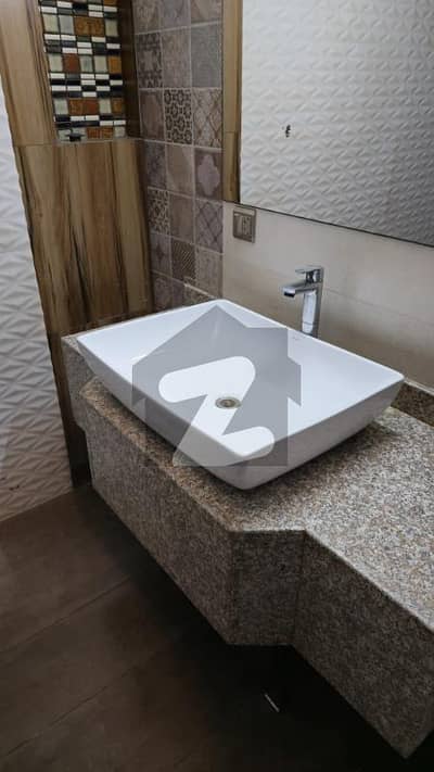 علامہ اقبال روڈ پی ای سی ایچ ایس,جمشید ٹاؤن,کراچی میں 4 کمروں کا 16 مرلہ فلیٹ 8.25 کروڑ میں برائے فروخت۔