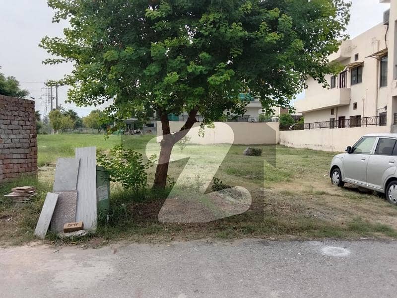 10 Marla Residential Plot Is Available For Sale 10 Marla Residential Plot Is Available For Sale