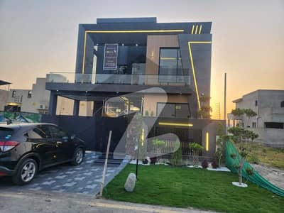 Brand New 10 Marla Stylish & Spacious! Luxury Designer House For Sale in Bahria Town Lahore