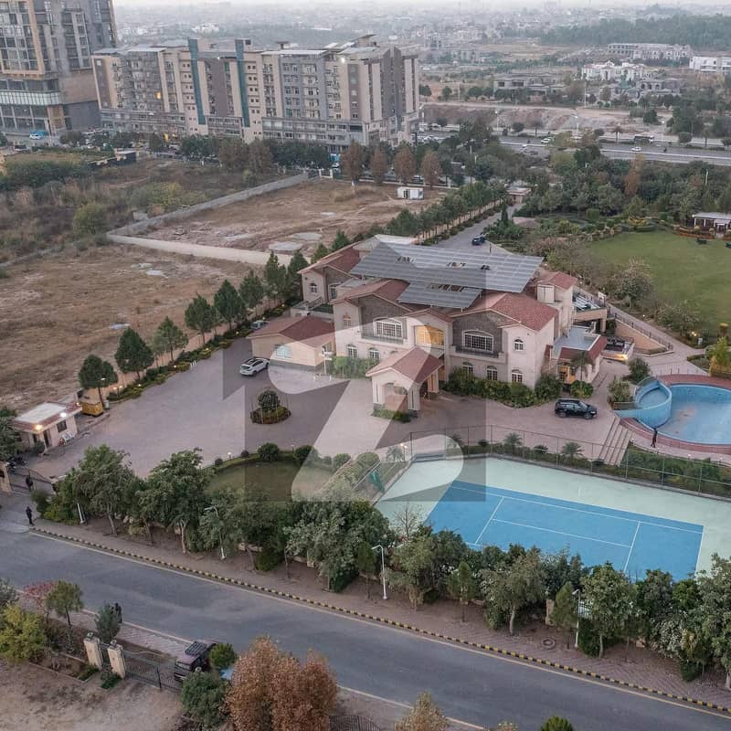 D-MARKAZ Commercial Plot For Sale In Gulberg Residencia