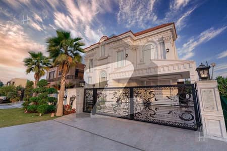 1 Kanal Spanish Luxurious Design House For Sale