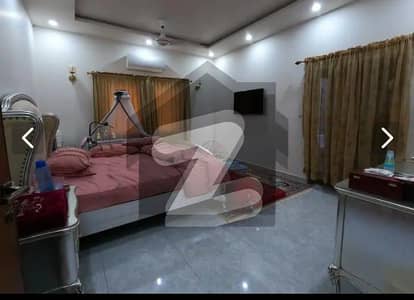 ڈی ایچ اے فیز 4 ڈی ایچ اے ڈیفینس,کراچی میں 6 کمروں کا 12 مرلہ مکان 10.5 کروڑ میں برائے فروخت۔
