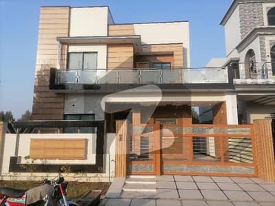 House Of 10 Marla Is Available For Sale In Citi Housing - Phase 1, Faisalabad