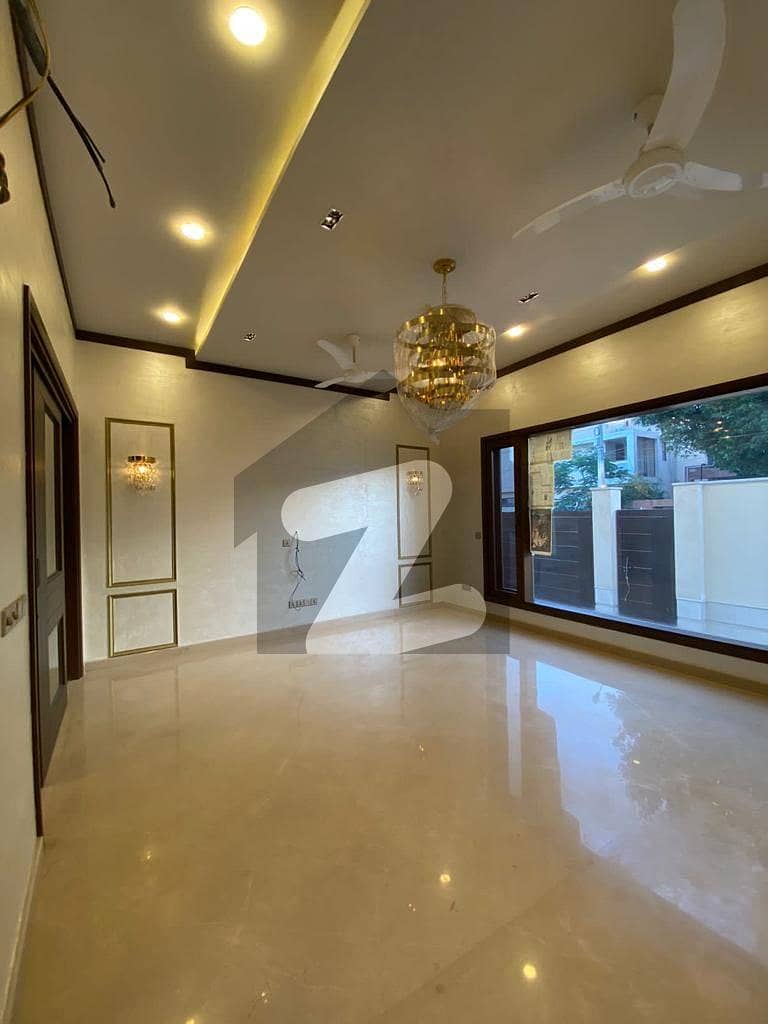 500 Yards Designer House Purely Built Urgent Sale 500 Yards Designer House Purely Built Urgent Sale