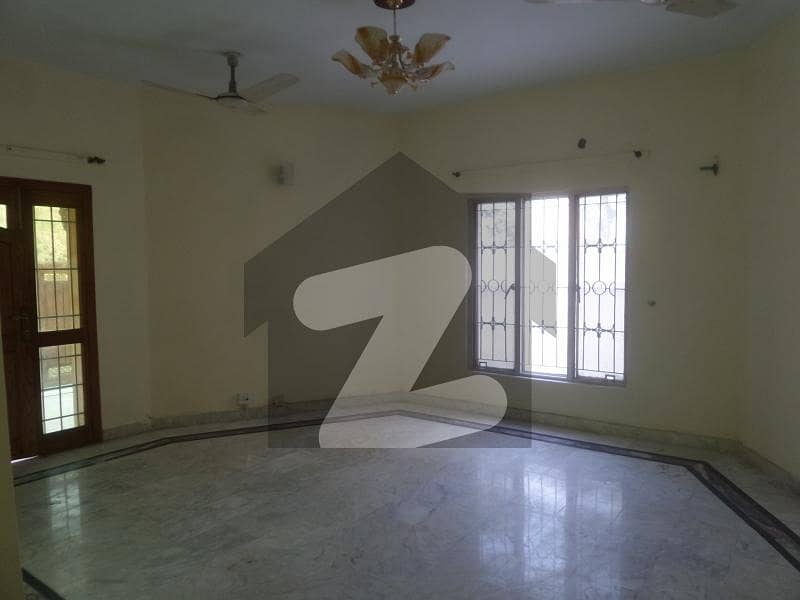 Upper Portion Of 14 Marla In I-8 Is Available Upper Portion Of 14 Marla In I-8 Is Available