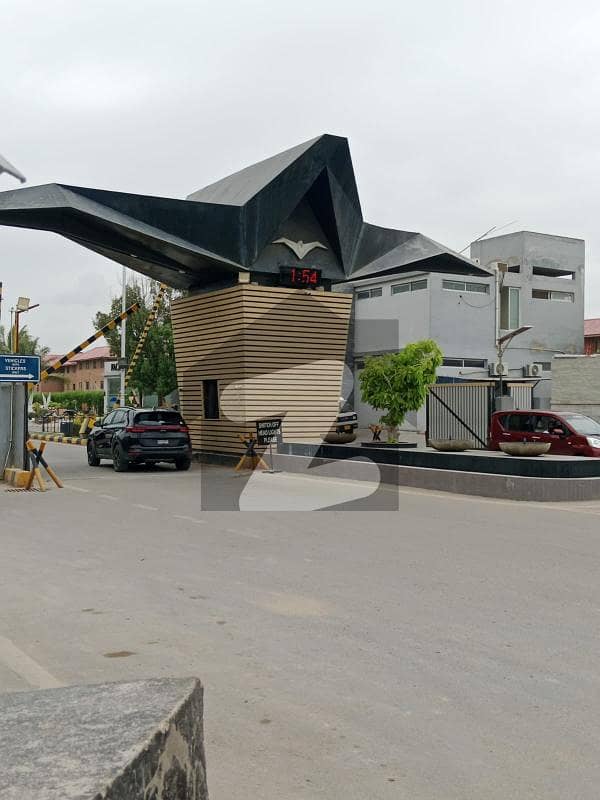 500 Square Yards Bungalow For Sale