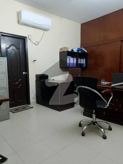 300, SQYARD GROUND PLUS BASEMENT SILENT COMMERCIAL OFFICE USED IT SOFTWARE HOUSE WAREHOUSE AVAILABLE