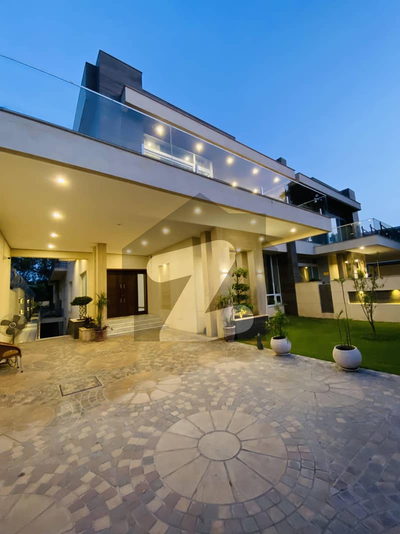 F-6/1 Luxury House For Rent